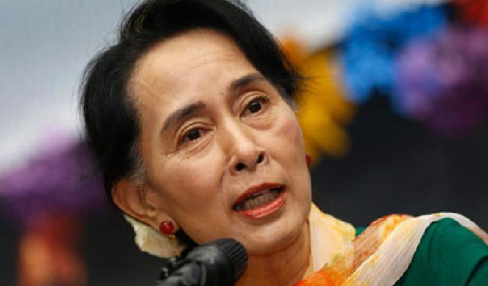 0123F6-NEWS_151174 Al via la prima visita Aung San Suu Kyi in Cina