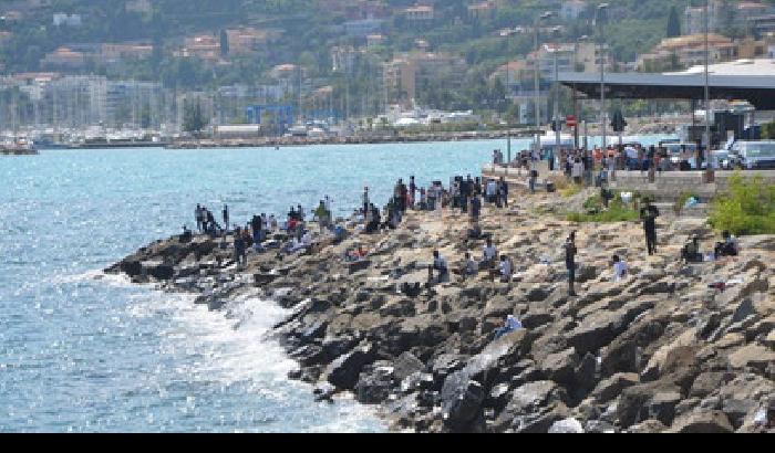 0125C9-NEWS_152146 Migranti tra Italia e Francia: la battaglia dei confini