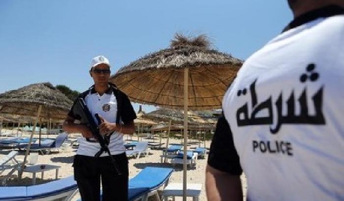 0127C6-NEWS_153234 Tunisia, 12 arresti per la strage di Sousse