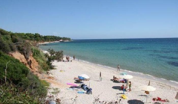 012903-NEWS_153937 Tragedia in Sardegna: bimba muore tranciata dall'elica di una barca