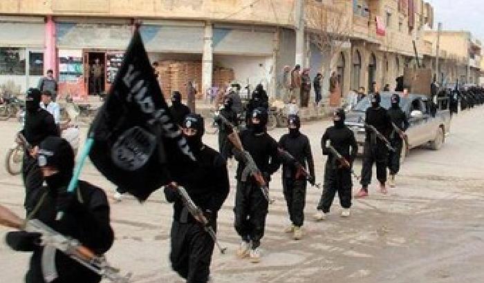 Isis, reclutatore di foreign fighters espulso dall'Italia
