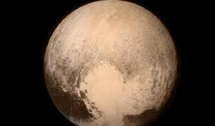 Plutone: presto le prime foto da New Horizons