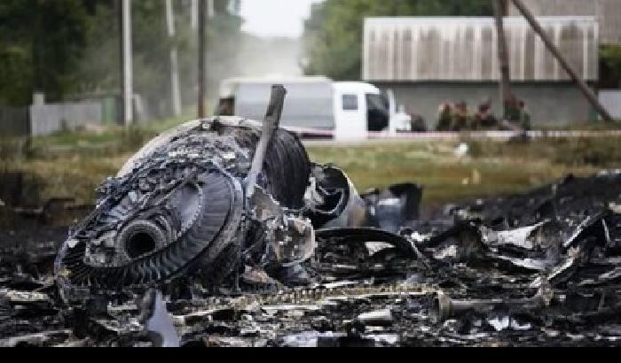 Ucraina, volo MH17: inchiesta e menzogne