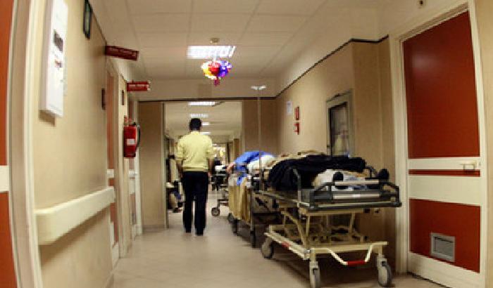 012C32-NEWS_155557 Via libera con fiducia ai tagli alla sanità