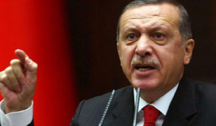 Erdogan critica l'Europa: lasciano annegare i migranti