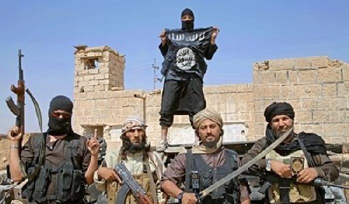 012FFE-NEWS_157592 Consegnateci le vostre figlie: la richiesta dell'Isis agli abitanti di Sirte