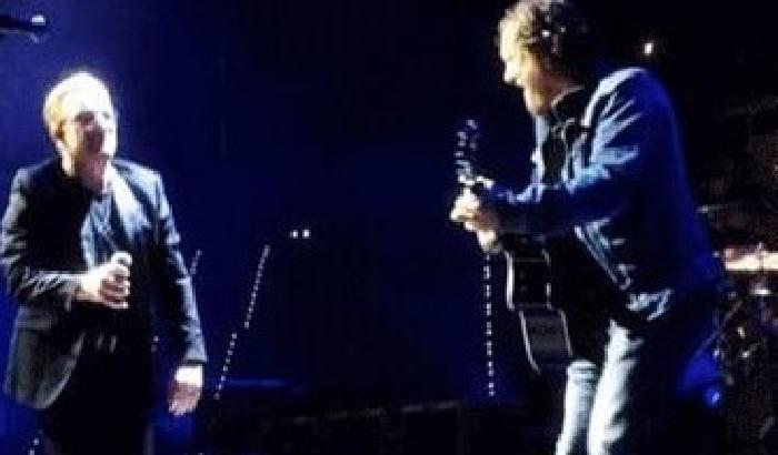 Zucchero insieme a Bono sul palco, prove in camerino