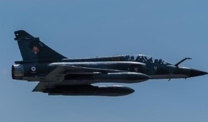 0131F7-NEWS_158694 Parigi dichiara guerra all'Isis: caccia in azione in Siria