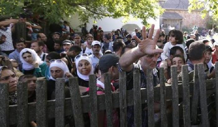 La Croazia invia i migranti in Ungheria: respinti