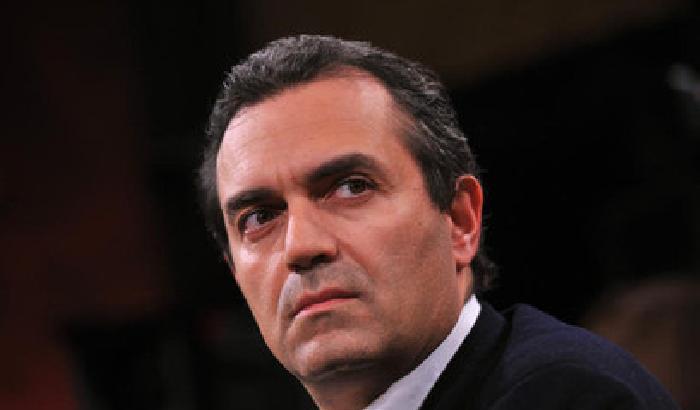 0134B5-nella-foto-luigi-de-magistris Nella foto, Luigi De Magistris