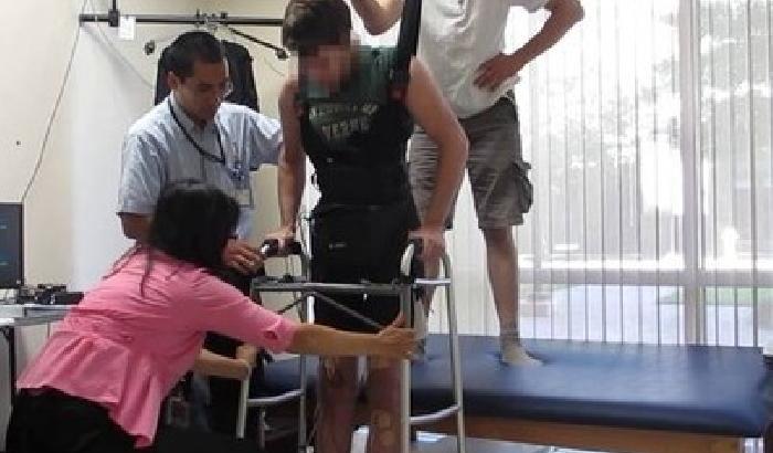 Paraplegico torna a camminare. Miracolo? No! E' scienza