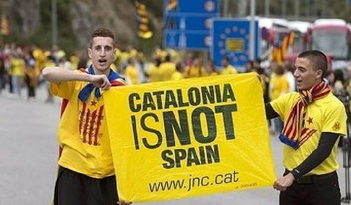 Catalogna , trionfa il fronte indipendentista