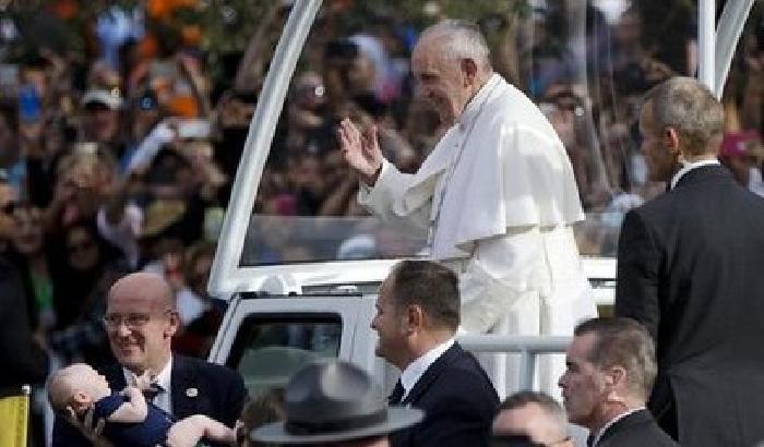 Papa: vergogna per gli abusi, i responsabili verranno puniti