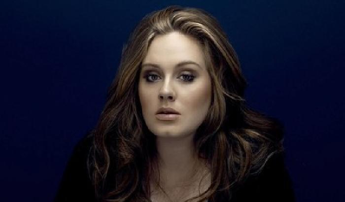 Adele torna a cantare: ecco 25
