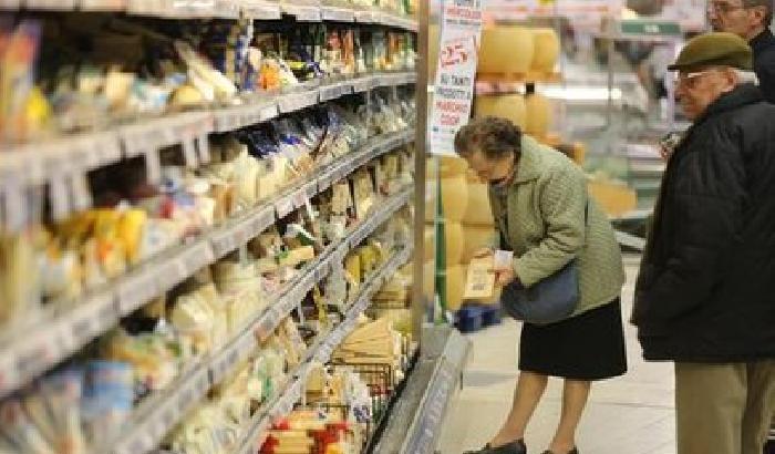 013C21-NEWS_164178 Sabato sciopero dei supermercati. La Camusso twitta: 'fuori tutti'