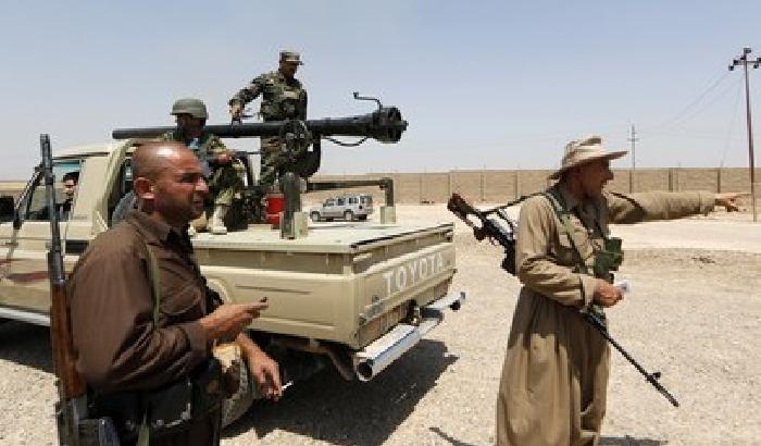 013D05-isis-i-peshmerga-lanciano-maxi-offensiva-per-liberare-sinjar Isis, i peshmerga lanciano maxi offensiva per liberare Sinjar