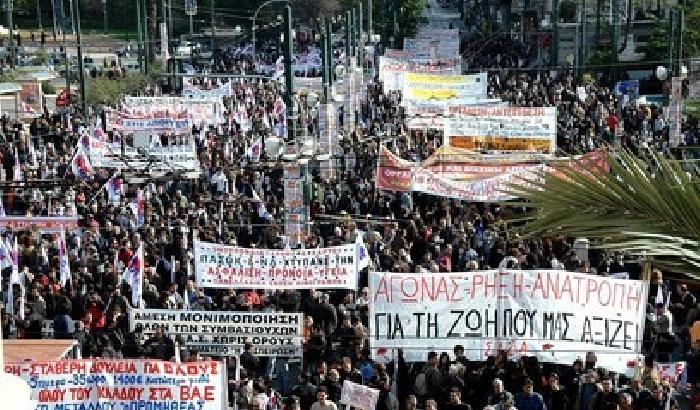 La Grecia sciopera contro l'austerity di Tsipras
