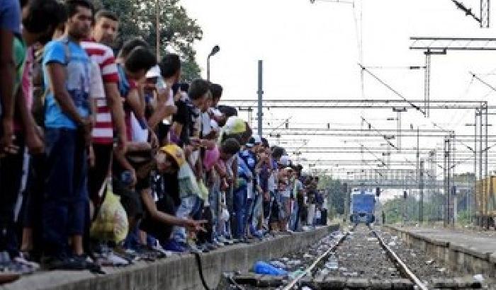 013E3D-NEWS_165346 Migranti: in Macedonia 1.590 migranti in 24 ore