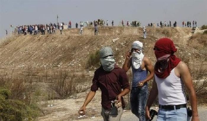 Cisgiordania, intifada dei coltelli: un palestinese morto e uno ferito