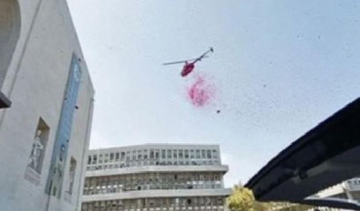 Funerali Casamonica: sospeso per 33 mesi il pilota dell'elicottero