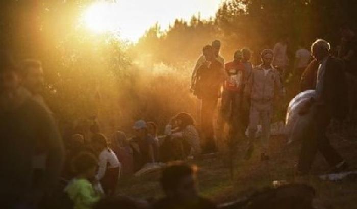 Il ricatto dei migranti