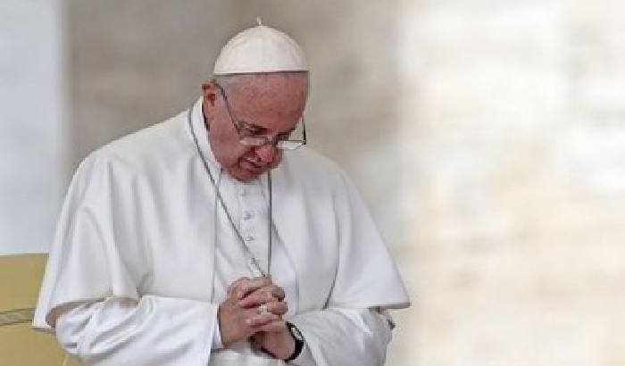 Il Papa: il divario tra ricchi e poveri è vergognoso