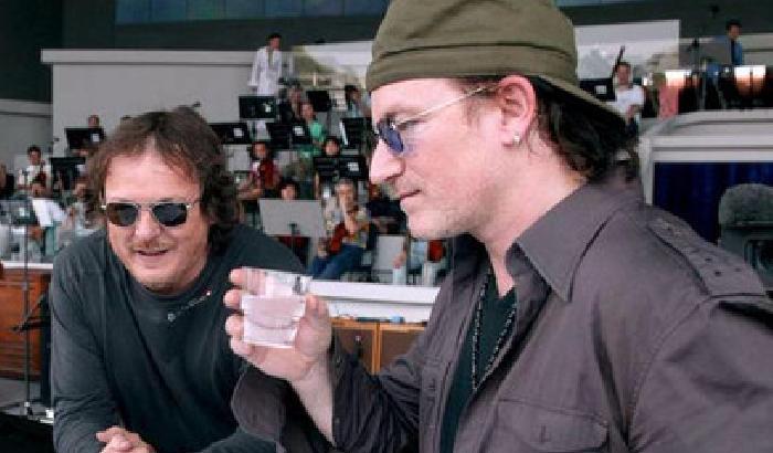 Bono e Zucchero: il nostro brano contro l'odio