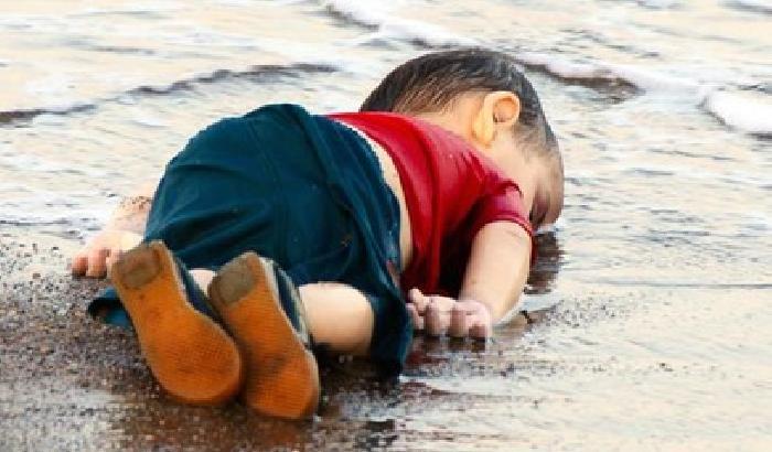 Fecero morire Aylan: chiesti 35 anni di carcere per gli scafisti