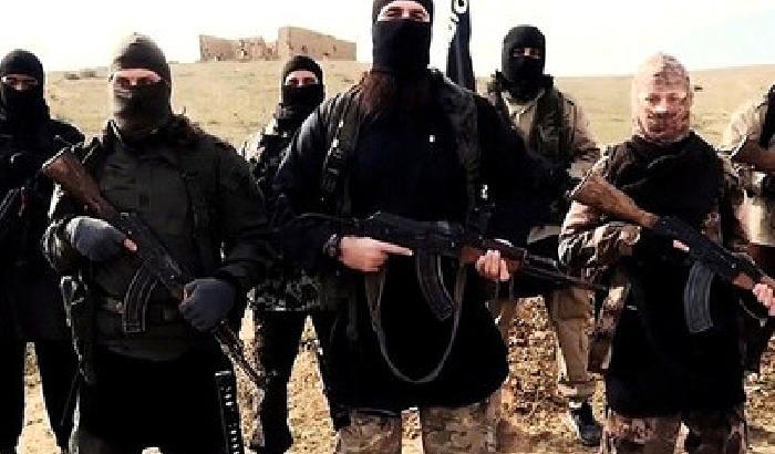 L'Isis per rafforzare la propria presenza usa anche i media