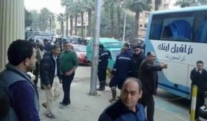 Egitto: spari contro un bus di turisti israeliani