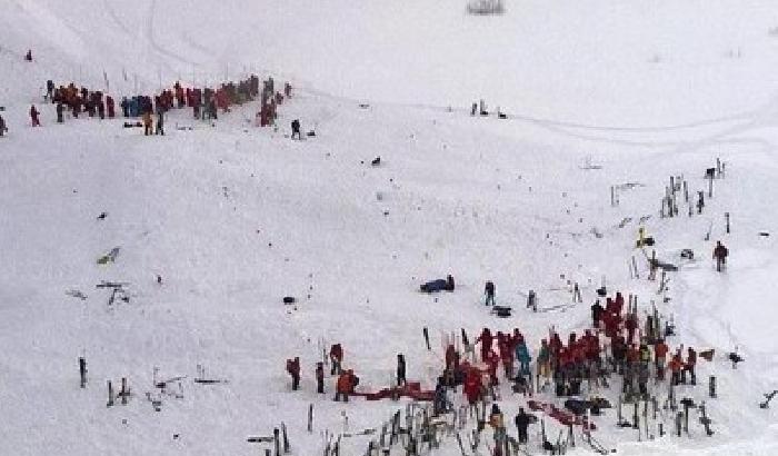 Alpi, valanga sugli studenti: 3 morti e 3 feriti