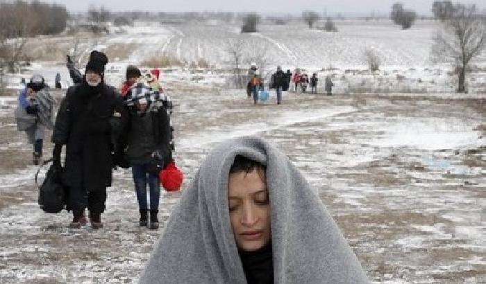 014AD6-profughi-siriani-al-freddo-e-al-gelo Profughi siriani al freddo e al gelo
