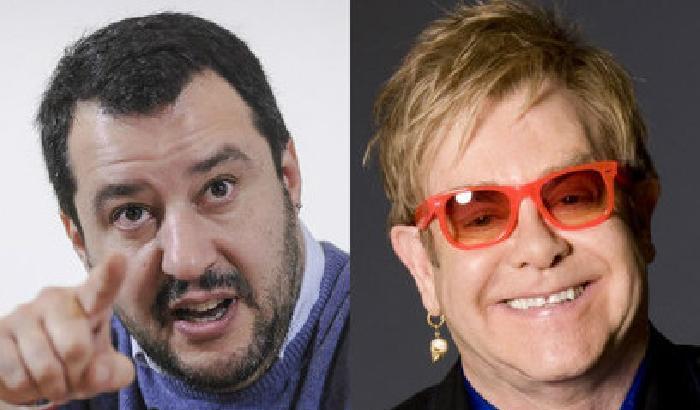 Salvini: 'Elton John a Sanremo sponsorizza le adozioni gay. Vergogna'