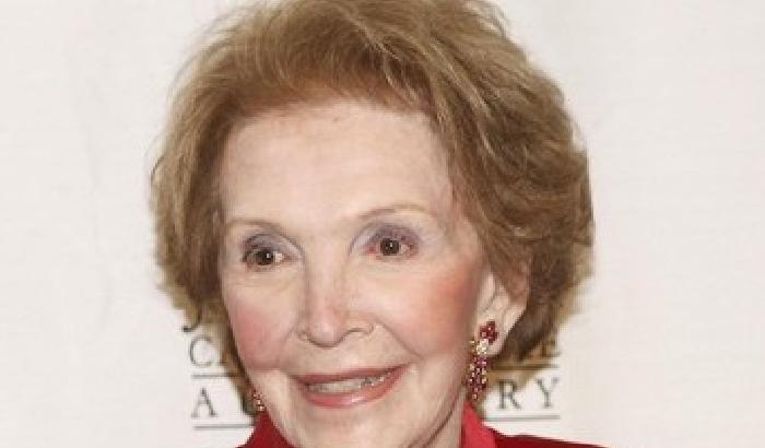 A 94 anni è morta Nancy Reagan, la first lady attrice