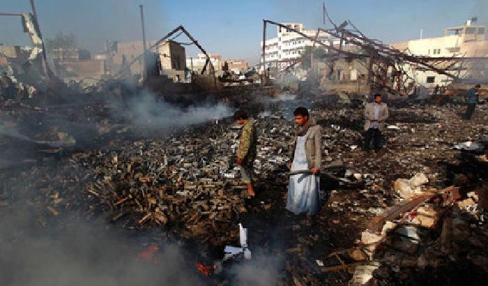 Crimini nascosti: nello Yemen cluster bomb sui civili