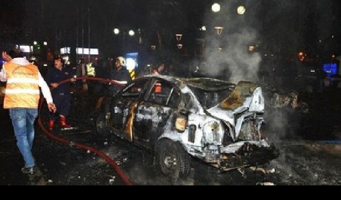 Strage nel centro di Ankara: 37 morti