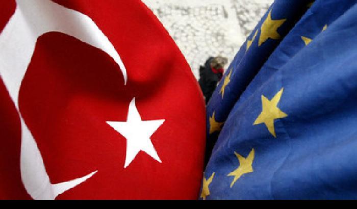 Accordo Ue-Turchia in salita. Spagna e Cipro bloccano l'intesa