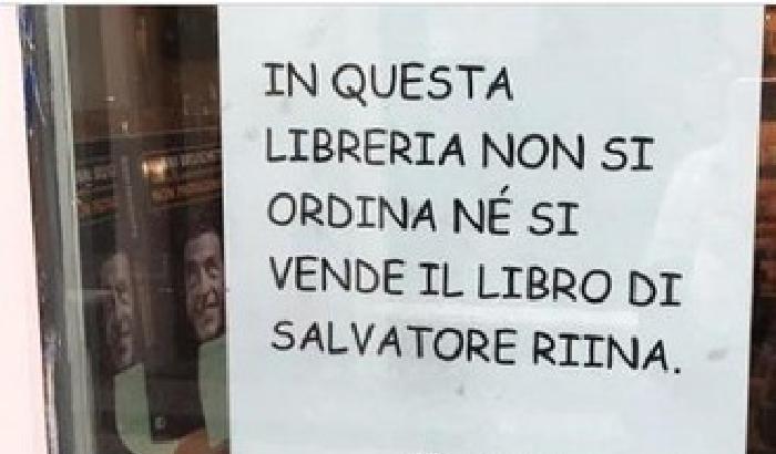 Catania, la libreria che si rifiuta di vendere il libro di Riina jr