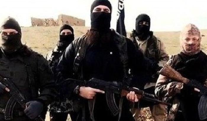 L'Isis ha rapito 300 lavoratori in Siria: 175 sono stati uccisi