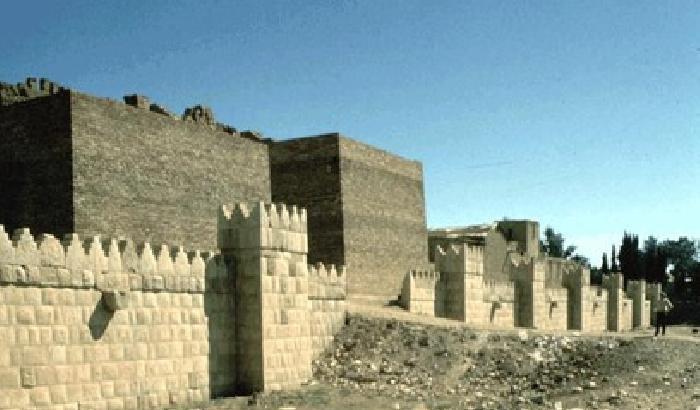 Immagini delle mura di Ninive