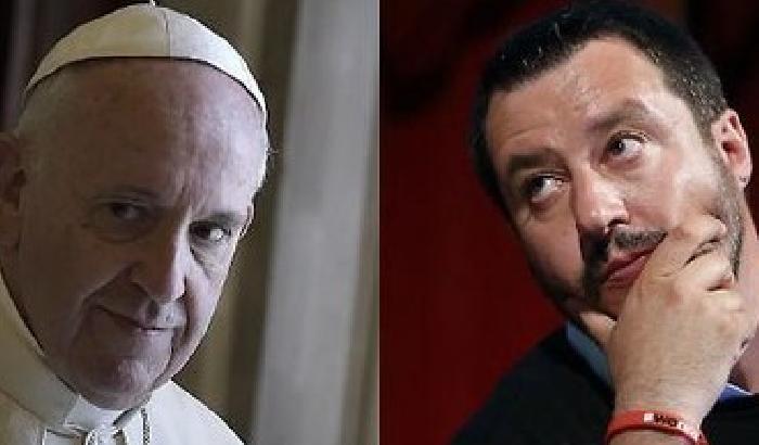 Papa Francesco e Matteo Salvini 