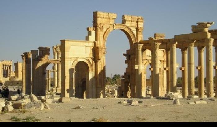 Siria, Mosca: completato lo sminamento dell'area archeologica di Palmira