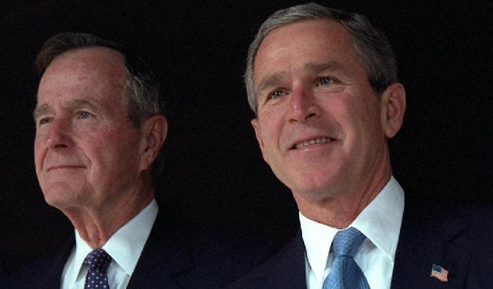 I due ex presidenti Bush: non sosterremo Trump
