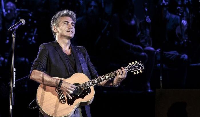 Ligabue, al grande live di Monza l'anteprima del nuovo album