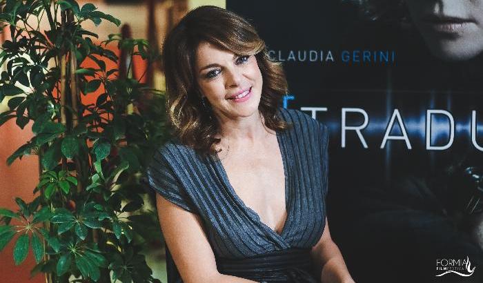 Il Traduttore: online il trailer e il poster del film con Claudia Gerini