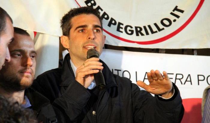 Parma, il sindaco Pizzarotti indagato per abuso d'ufficio