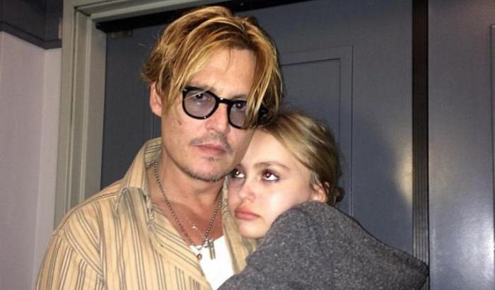 Lily Rose Depp con il padre