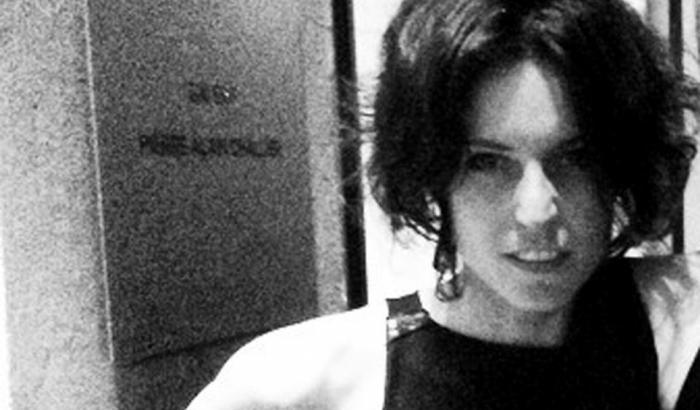 Carlotta trovata impiccata a Milano, si indaga per istigazione al suicidio