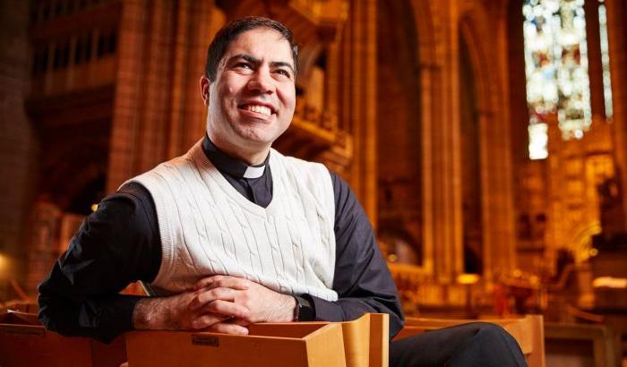 Padre Mohammad Eghtedarian, iraniano, ex rifugiato convertito al cristianesimo