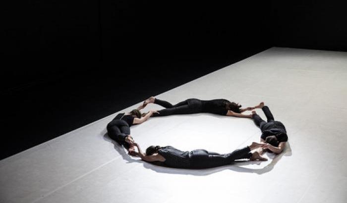 Alla Biennale di Venezia la danza tra il corpo e lo spazio